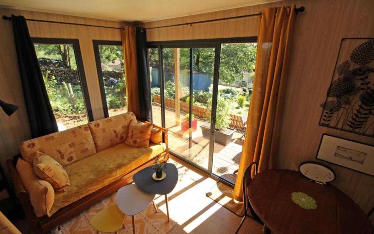 Saint-Julien-le-Petit Le Petit Paradis, Mini Maison,Nature,Confort,Calme מראה חיצוני תמונה