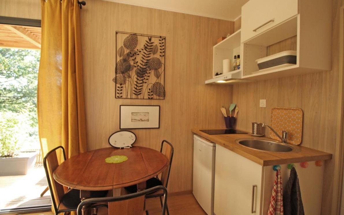 Saint-Julien-le-Petit Le Petit Paradis, Mini Maison,Nature,Confort,Calme מראה חיצוני תמונה